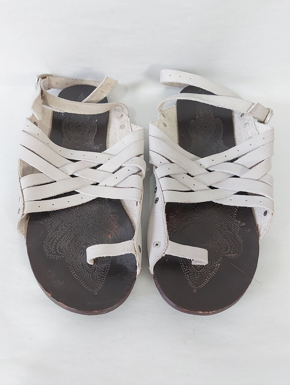 Free People Boho Chic 90s Crisscross Ankle Strappy Sandals 38 EU Open Toe Ring